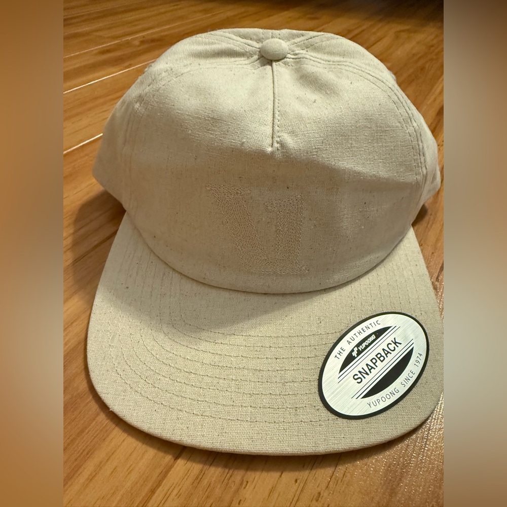NEW Vuori Embroidered SnapBack Hat in Natural